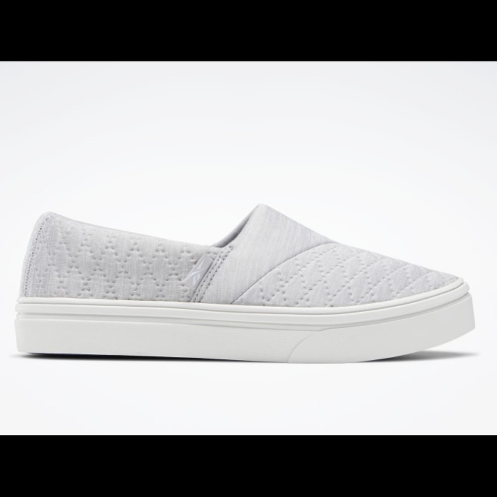 Reebok Katura-Runs Small